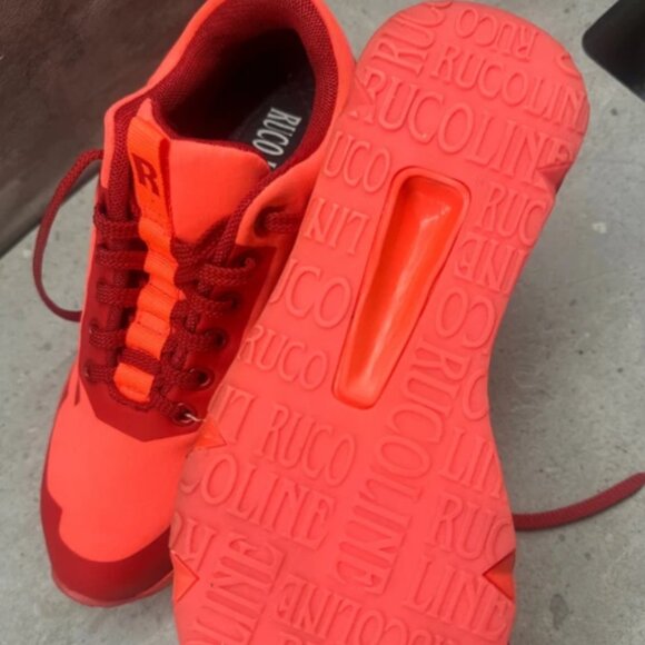 Trainers - Picture 3 of 4